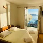 Stevic 2 Apartment *